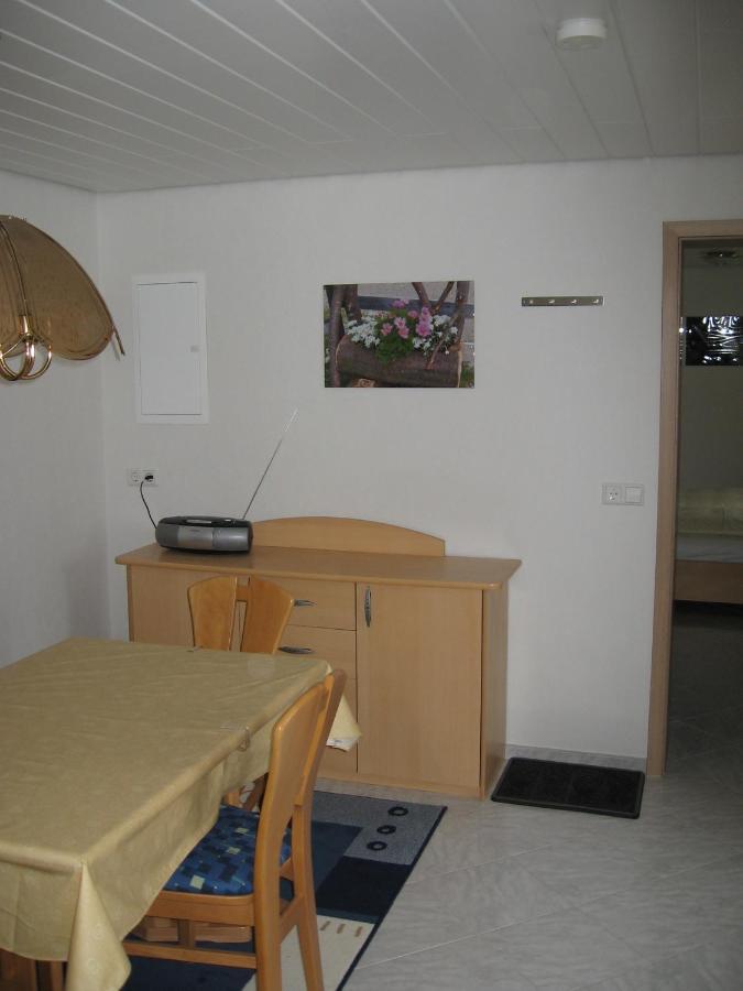 Gaesteapartments Haus Kohler Abstatt Bagian luar foto